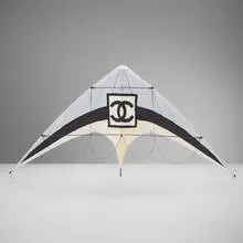 Chanel, Kite