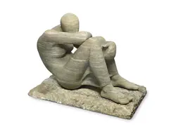 Stella Shawzin, Seated figure, marble
