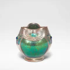 Loetz, 'Papillon' vase, circa 1900, Blown glass with speckled iridescence, of globular form with a pinched trefoil rim