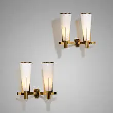 Stilnovo, Sconces model 2021/2, pair, c. 1960, patinated brass, white glass