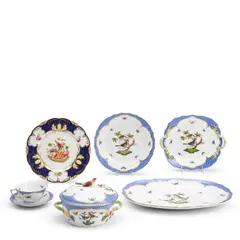 Herend, Rothschild Bird Blue Fishnet Service, polychrome enamel decorated and trimmed in gold, consisting of four oval platters, (2) lg