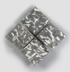 Vier vertikale Quadrate by George Rickey, 1982, Kinetische Edelstahlskulptur mit 4 beweglichen Quadraten (Innen-Wandskulptur), sold Nov 2014