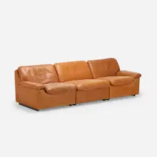 De Sede, Sofa, c. 1980, leather, enameled wood