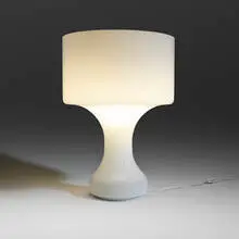 Enrico Capuzzo, Sebenica table lamp, c. 1965, cased glass, painted aluminum