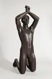 Hermann Blumenthal, Großer Kniender, 1937, Bronze mit dunkelbrauner Patina. Höhe: 148 cm (58 ¼ in.)