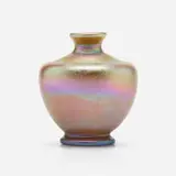 Tiffany Studios, Early cabinet vase