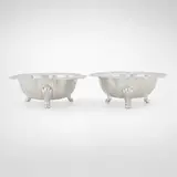 Reissmüller & Co., Footed bowls, pair