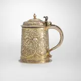 J.D. Schleissner & Söhne, 17th century-style repoussé tankard