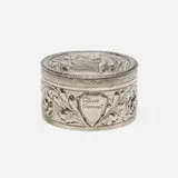 J.D. Schleissner & Söhne, 17th century-style repoussé lidded box