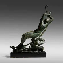 Émile Antoine Bourdelle, Séléné couchée, 1917, bronze