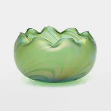 Kralik, Bowl, c. 1910, hand-blown and gilt glass