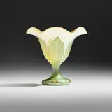 Quezal, Pulled-feather vase