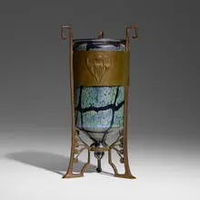 Kralik, Pampas vase with Secessionist mount, c. 1910, hand-blown glass, patinated metal