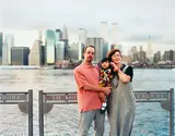 Joel Sternfeld, A Family in Brooklyn, New York, September 1998
