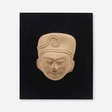 Pre-Columbian, Veracruz head fragment, terracotta, lacquered wood