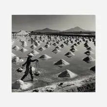 Ngoc Thai, Salt Field in Nha Trange, 2005, silver gelatin print