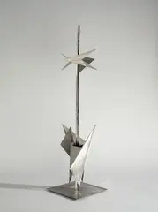 Hermann Glöckner, Mast mit zwei Faltungszonen (Modell), 1975, Stahlblech, vernickelt