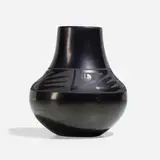 Lupita Vigil Martinez, San Ildefonso Pueblo Blackware vase with birds