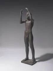 Ludwig Kasper, Aufschauender Knabe, 1935, Bronze mit dunkelbrauner Patina