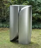 Erich Hauser, Flächenwand 1/68, 1968, Stahl. Höhe: 147 cm (57 ⅞ in.)