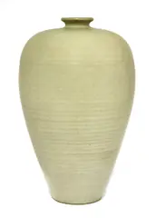 Alan Spencer-Green, Alan Spencer-Green (1932-2003), in a cream glaze