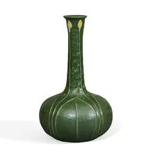 Ephraim Pottery, Fluted Bud vase