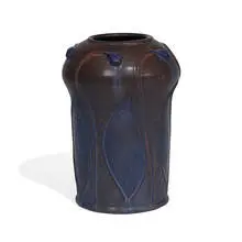 Ephraim Pottery, Budding Poppy vase