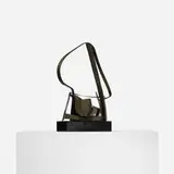 Michael Steiner, Phocus, 1980, sterling silver, granite
