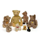 Steiff, teddy bears, group of eight, Germany