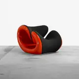 Jean-Pierre Laporte, Esox chair, 1970 / 1974, enameled fiberglass, upholstery