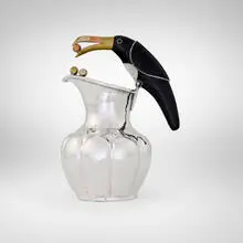 Los Castillo, Pitcher with toucan handle