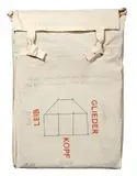 Franz Erhard Walther, Die Zeitlichkeit der Proportion, 1967, Bleistift und Tusche in Rot und Grün auf Stofftasche, enthaltend gefalteten Stoff