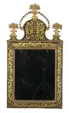 Burchard Precht, Schwarz-Gold-Eglomisé Spiegel, Um 1700, Spiegelglas, Schwarz-Gold-Eglomisé Glasrahmen, Bleiappliken vergoldet, Kiefernholz