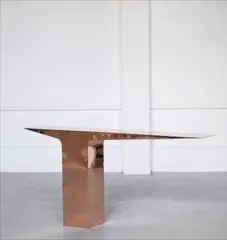 Pol Quadens, Console "Blade", A signed red copper "Blade" console by Pol Quadens of 2022