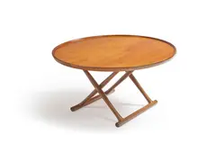 Mogens Lassen, Table basse pliante "Egypte", A mahogany veneer and brass "Egypt" folding coffee table by Mogens Lassen for A