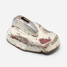 Richard Haden, Heavy (Bathroom Scale), 1989, painted wood