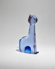 Antonio da Ros, Cat from the Moonlight Cat Series, for Vetreria Gino Cenedese, alexandrite glass with blue sommerso layer