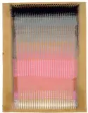 Heinz Mack, Ohne Titel, 1977, Farbkreide, Ölkreide und Rötel über Graphit auf Hahnemühle-Bütten. Im Künstlerrahmen