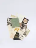 Marcel Duchamp, The bride stripped bare by her bachelors, even (The Green Box), 1934, Originale, mit grünem Velours bezogene Schachtel mit 93 Faksimiles in Lichtdruck und 1 Farblichtdruck nach Zeichnungen, Manuskripten und Fotografien