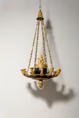 George Morant (Morant & London) Co, Kronleuchter zu zwölf Armen, Um 1800, Bronze, feuervergoldet, schwarz patiniert. 126 cm; Ø 62 cm (49 ⅝ in.; Ø 24 ⅜ in.)