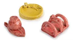 Annie Fraser Mitchell, GUM NUT AND LEAF TOAST RACK, PEPPER & YELLOW GLAZE DISH