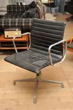 Charles Eames, RAY EAMES (1912-1988)AN ALUMINIUM GROUP CHAIR, 1912, AN ALUMINIUM GROUP CHAIR