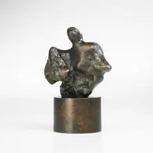 Henry Moore, Mother and Child: Rock, 1982, bronze