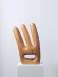 Claudia Comte, Bumpy Grumpy, 2013, Robinienholz