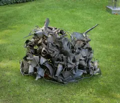 Claire Falckenstein, Raumknoten, 1959, Eisendraht und Blech, teilweise lackiert