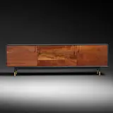 Tyler Hays, Lake credenza