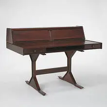 Gianfranco Frattini, desk, model #530, 1957, Italian walnut