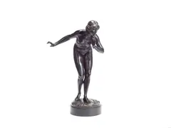 Martin Götze, patinated bronze figure of 'Die Stille ('The Quiet)', patinated bronze