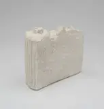 Claes Oldenburg, Wedding souvenir, 1966, Plaster