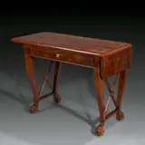 François-Honoré-Georges Jacob-Desmalter, Arbeitstisch mit abklappbaren Seiten, Um 1830, Mahagoni massiv, Mahagoni auf Eiche